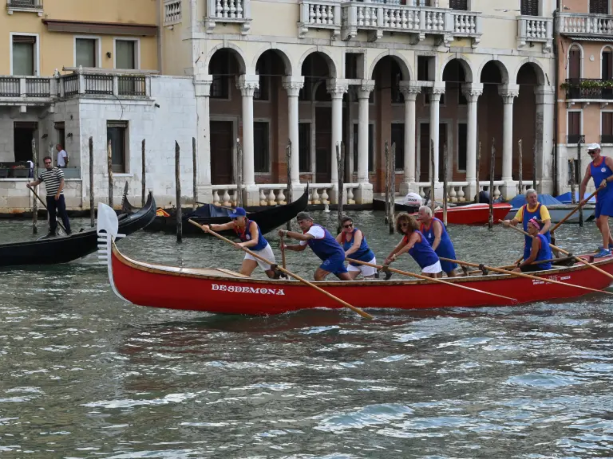 “¡No vengan más!”, piden habitantes de Venecia agobiados por el turismo