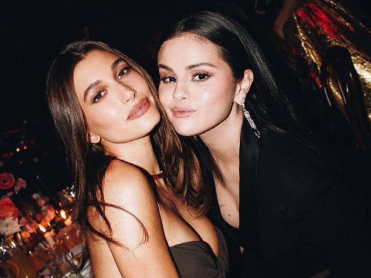 Selena Gómez responde a las insinuaciones de Hailey Bieber sobre su marca de belleza