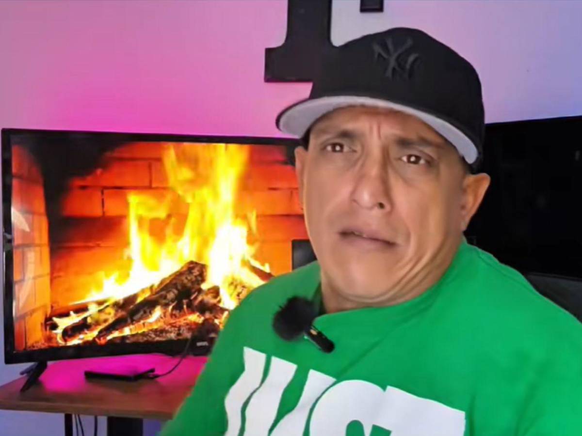 “Ya aburren”: José “Joche” Villanueva estalla ante críticas por haber sido diputado