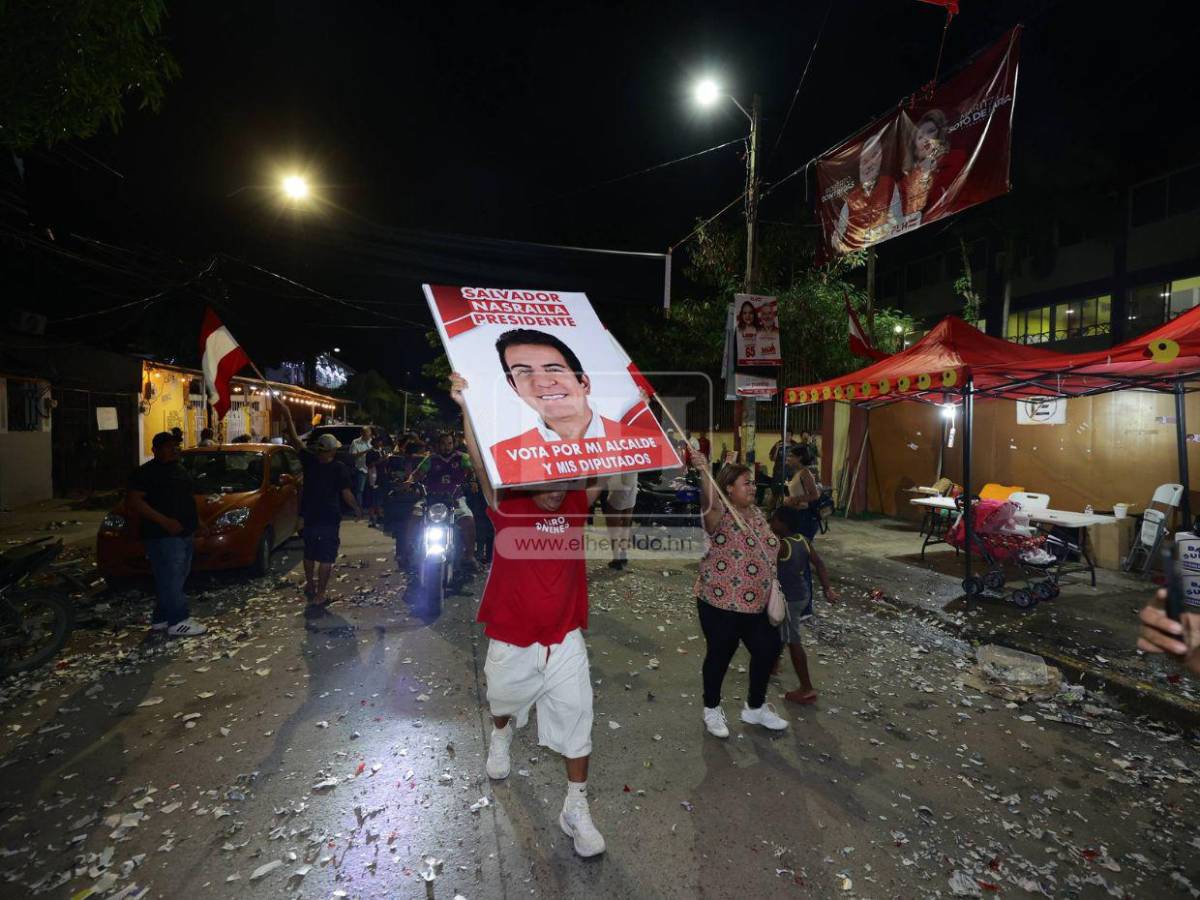 Liberales celebran en SPS primeros resultados del CNE que favorecen a Contreras