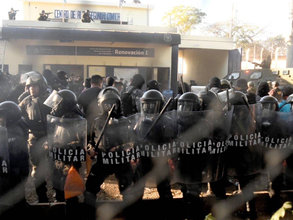 Motín en cárcel de Guatemala: fuerzas de seguridad retoman control y liberan rehenes