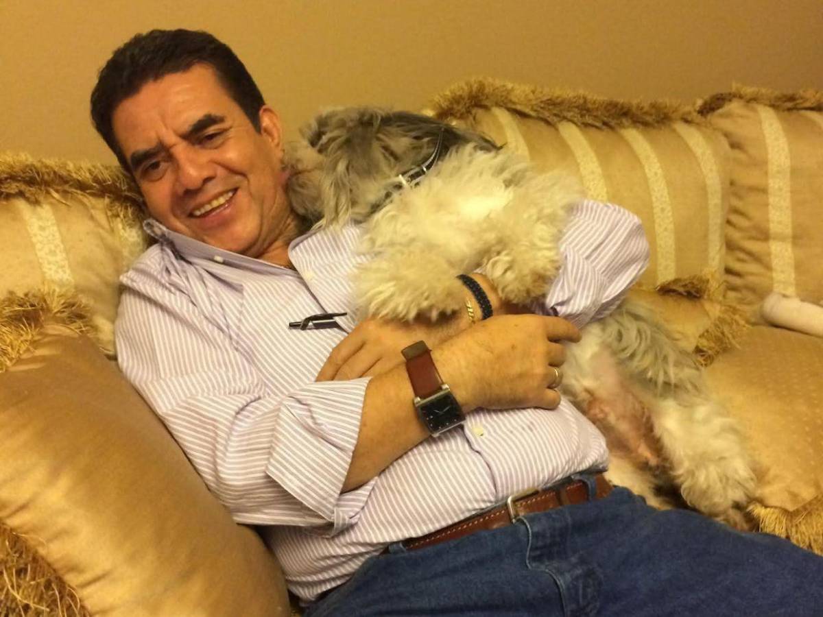 Con un gran legado y rodeado de cariño lo despiden: Velorio del periodista Arístides Aceituno