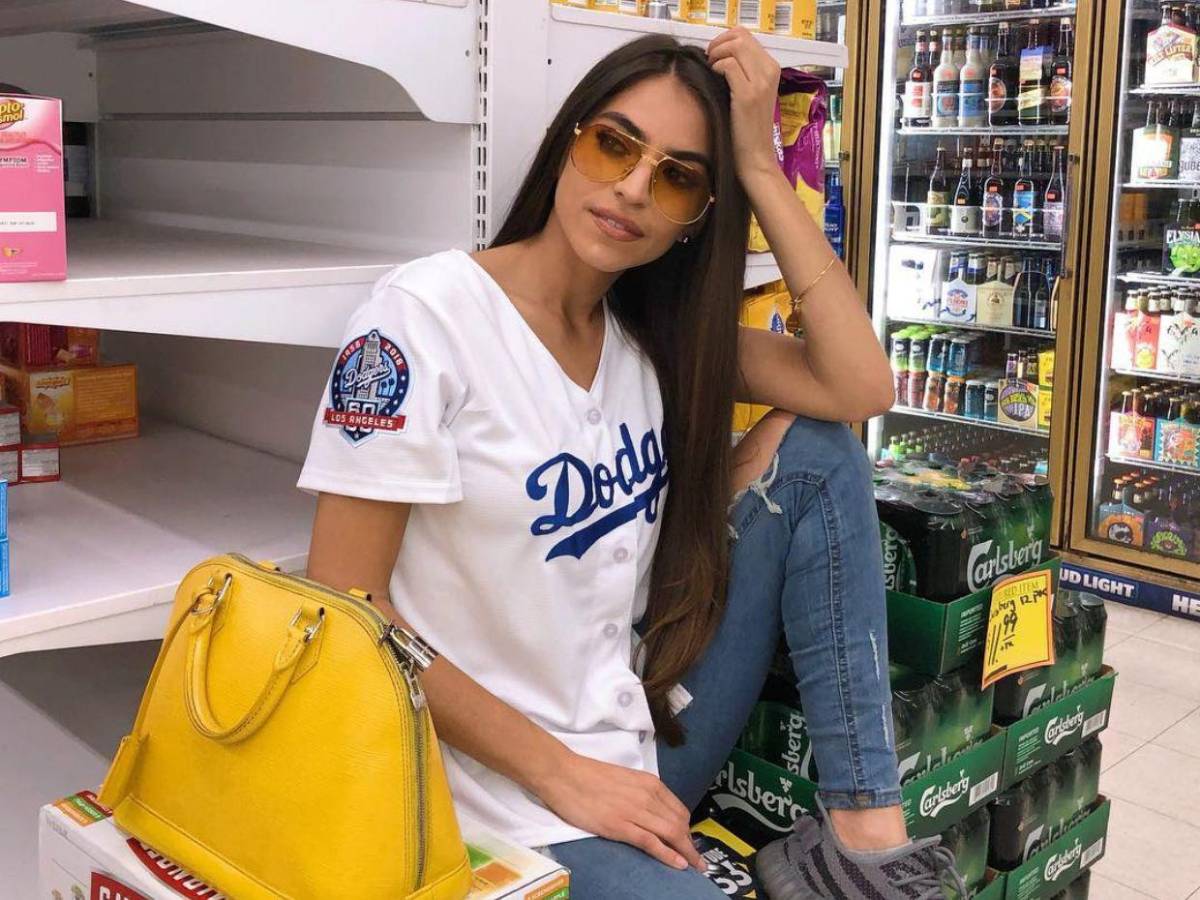 Exconcursante de American Idol arrestada por cargos de violencia doméstica