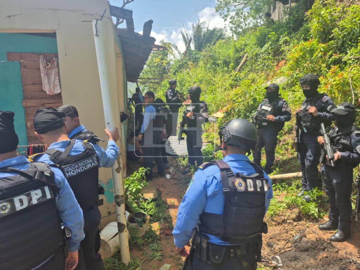 Venían de la iglesia cuando fueron raptados: así es la casa loca donde habrían matado cuatro primos en La Ceiba