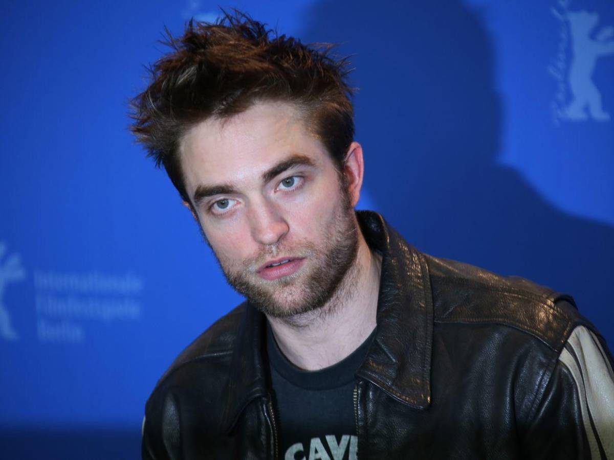 Robert Pattinson revela lo que vivió tras Harry Potter: Me la pasaba tocando en bares