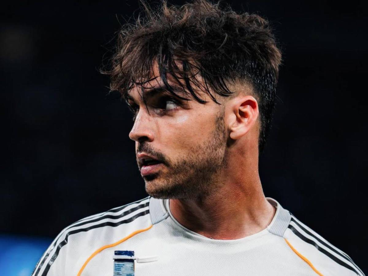 Vestuario en llamas: revelan los frentes abiertos de Arbeloa en el Real Madrid