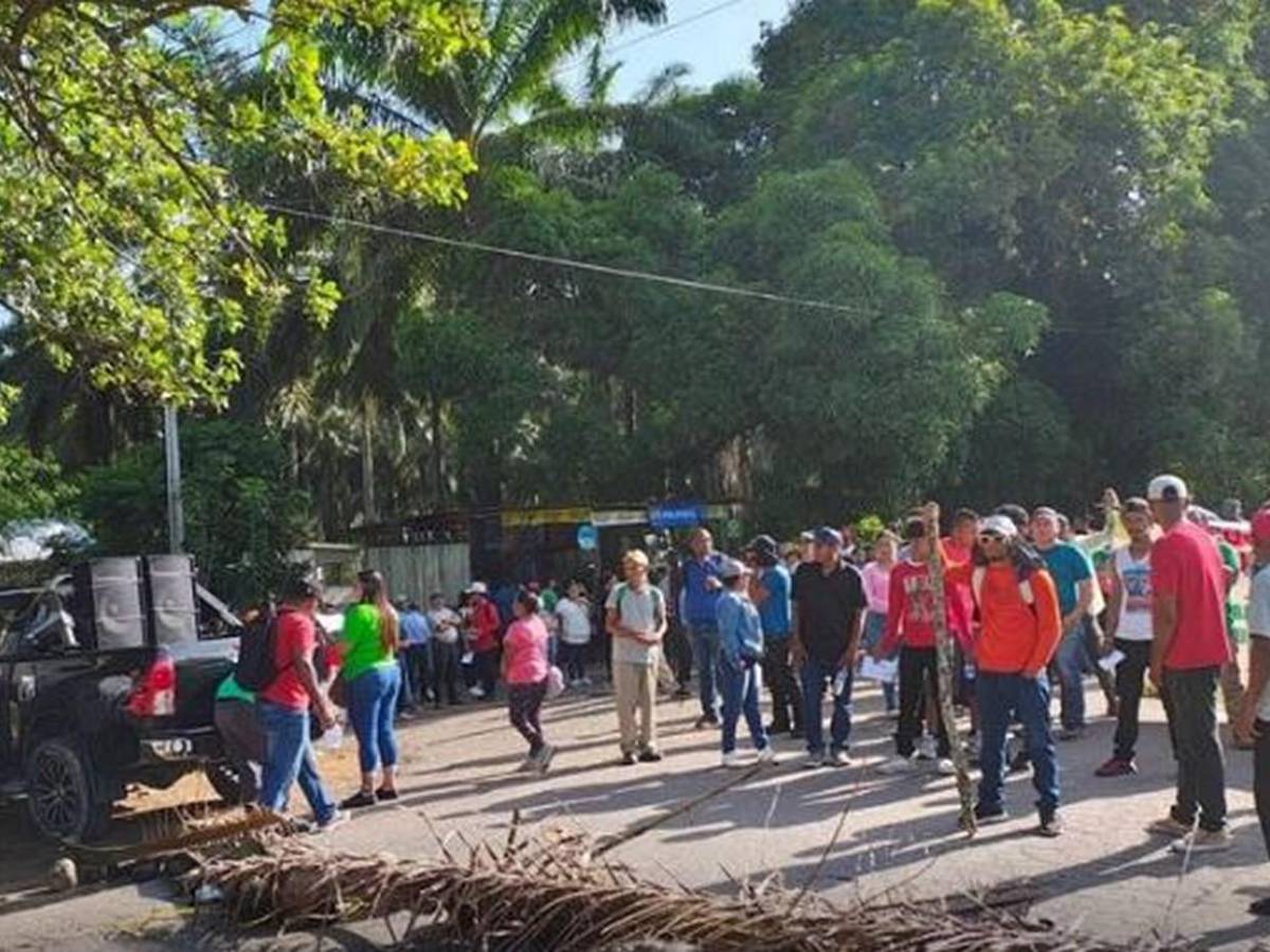 Lunes de protesta: sin paso la carretera del litoral atlántico CA-13 y la CA-5 en varios tramos