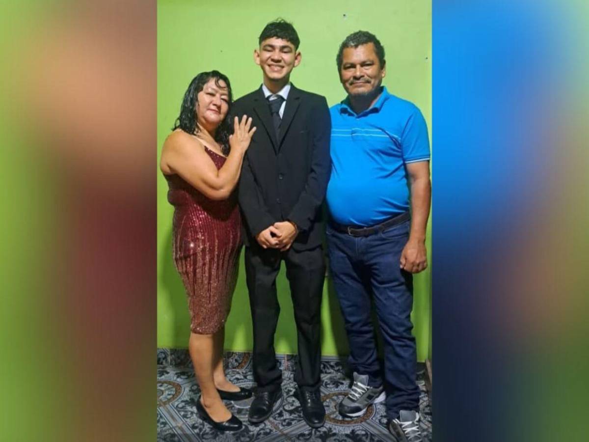 Con sus carritos sobre el ataúd despidieron a José Mendoza, muerto en accidente en Cortés