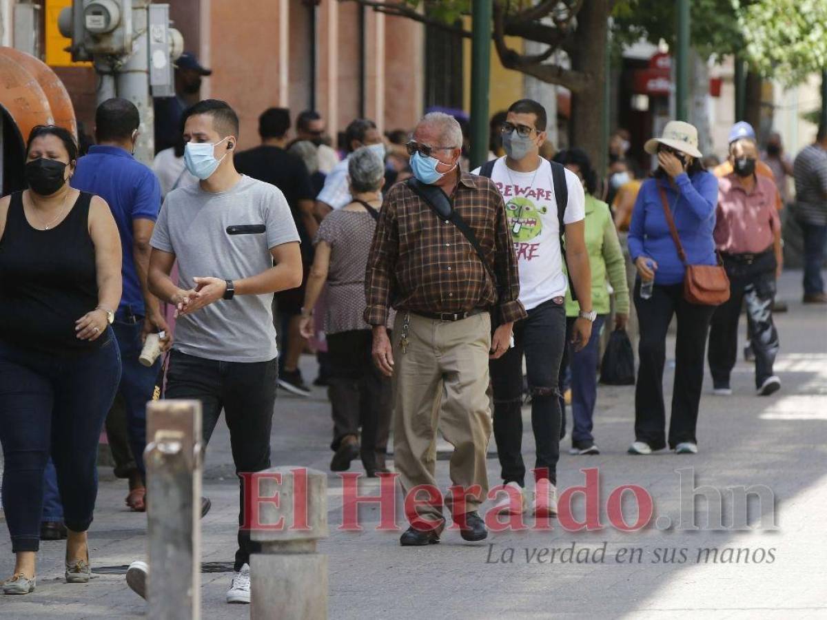 ¿Cuáles son los descuentos para la tercera edad en Honduras?