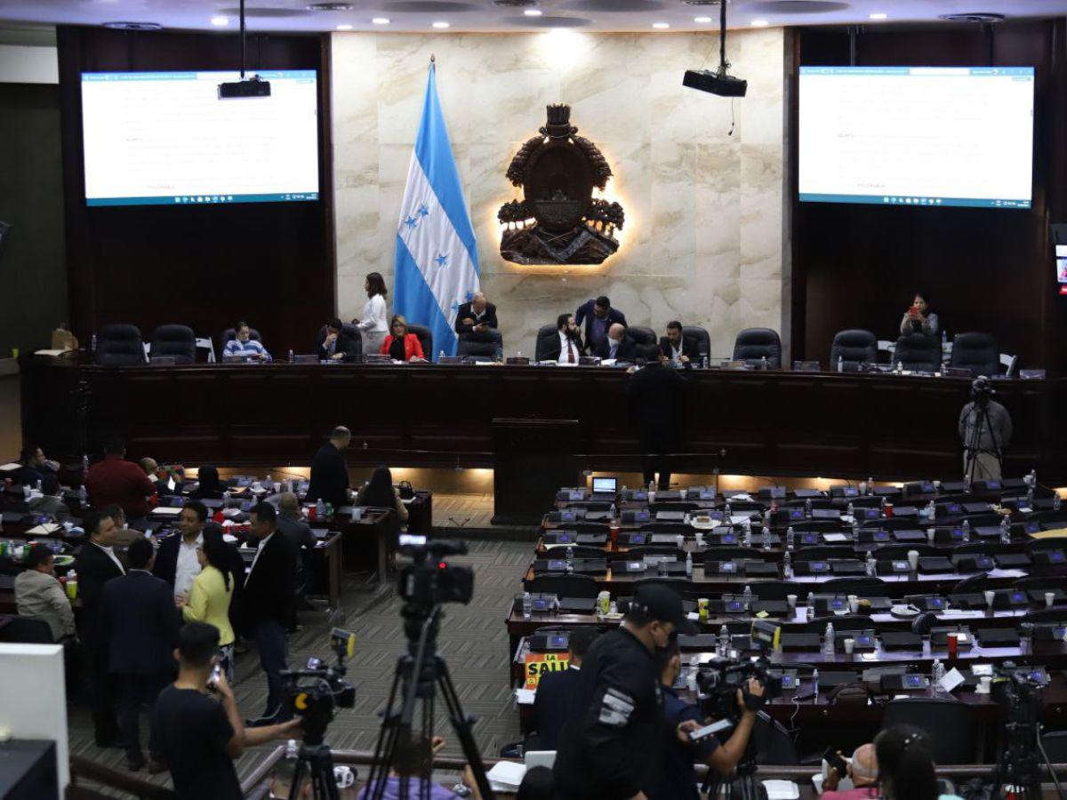 Congreso Nacional nombra comisión multipartidaria para dictaminar Ley de Justicia Tributaria