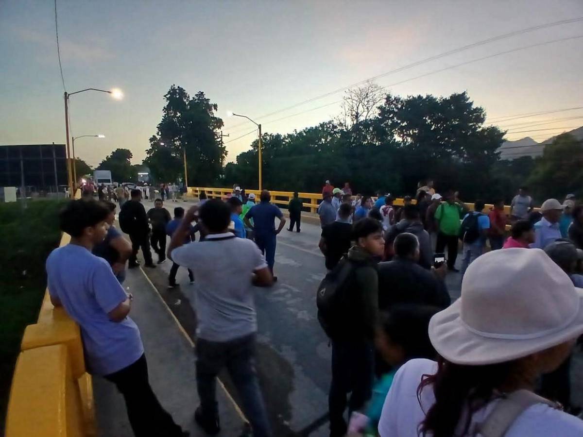 Lunes de protesta: sin paso la carretera del litoral atlántico CA-13 y la CA-5 en varios tramos