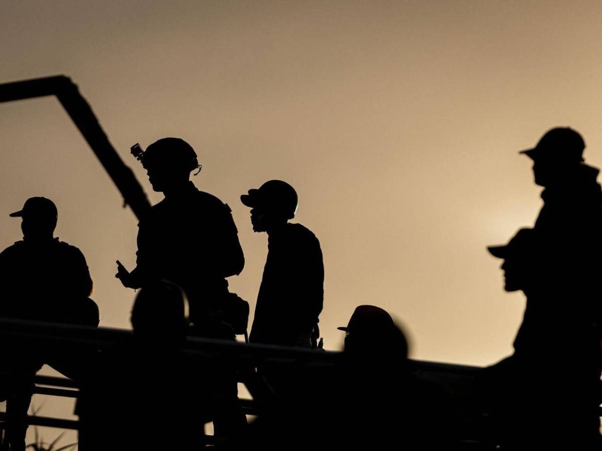 ¿Cómo es la labor de los rescatistas en Venezuela tras doble terremoto?