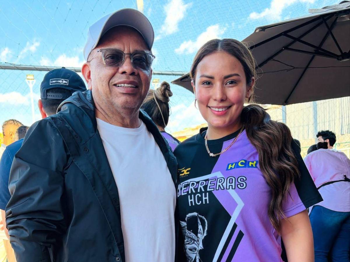 Elsa Oseguera confirma su regreso a la televisión: Gracias por tan jugosa y tentadora firma