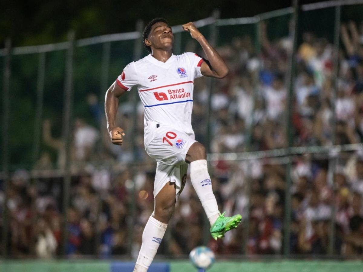 Fichajes: Motagua busca portero investigado en Costa Rica y la millonada que piden por Arriaga