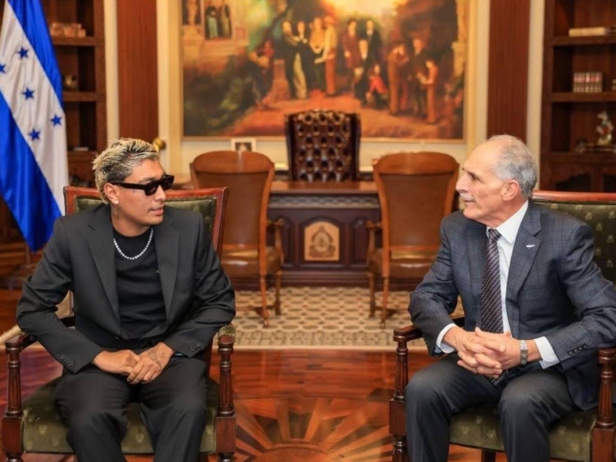 Juego de tiktokers de Supremo vs Perú en Tegucigalpa: el apoyo de Nasry Asfura y su gobierno
