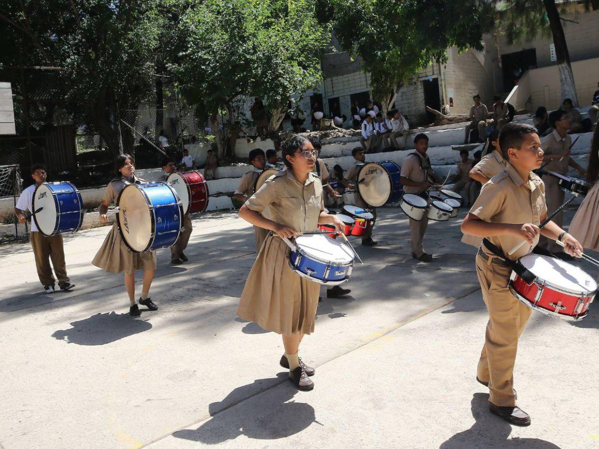 De alto nivel será el espectáculo musical de la banda de guerra del Intae en los desfiles