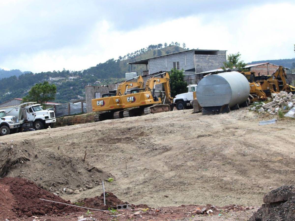 En fotos: lento avance del proyecto de libramiento en la salida al sur
