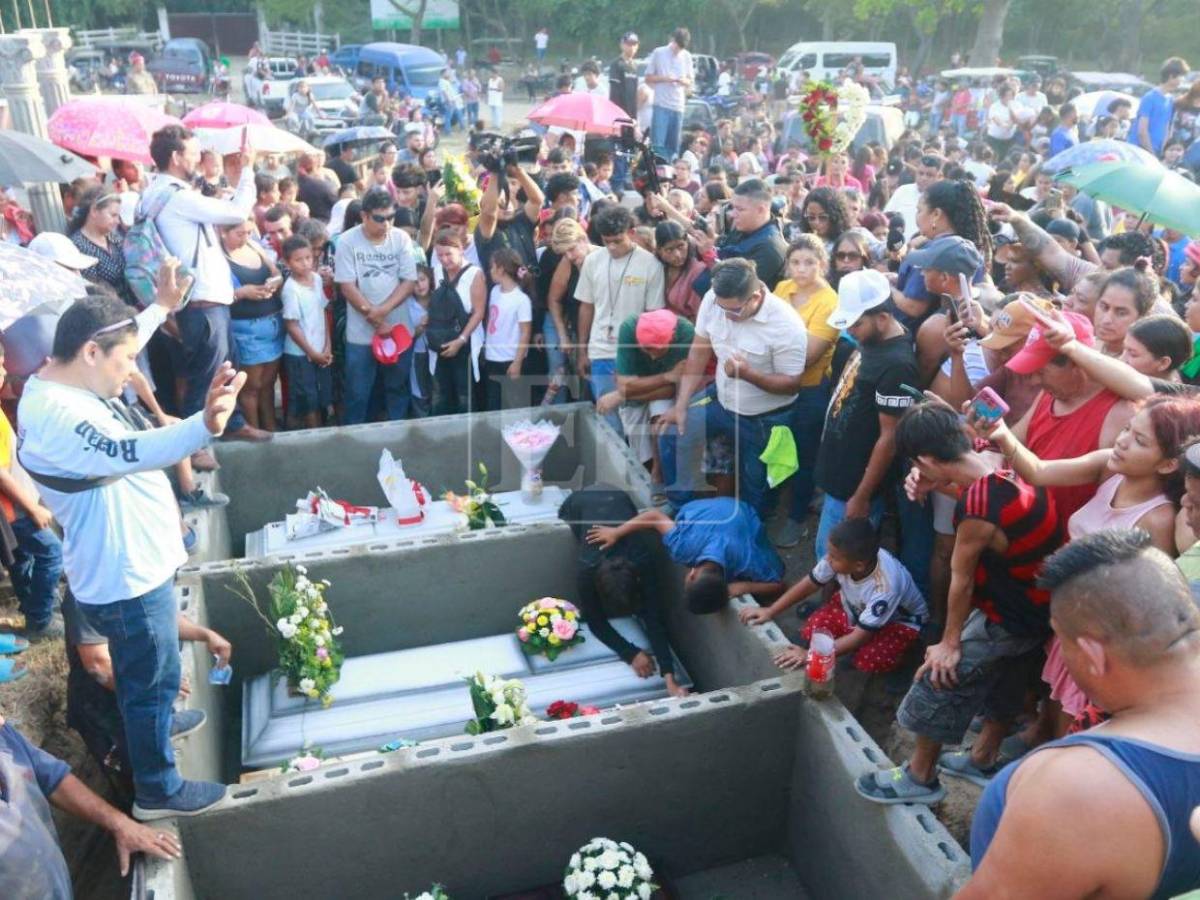 El desgarrador adiós de las seis víctimas que murieron en voraz incendio en San Pedro Sula
