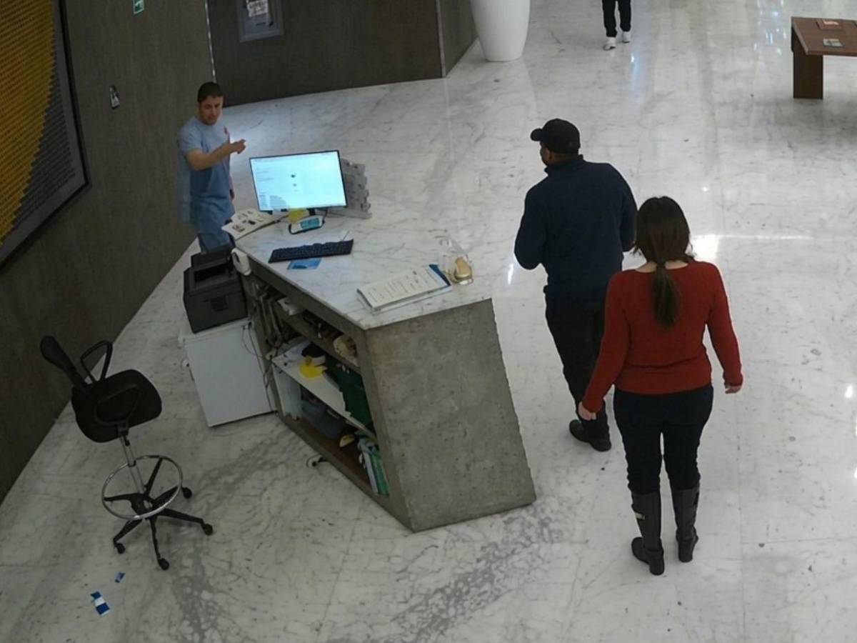 La pateó por no entregar un pedido: Jorge Octavio Cortés, empresario acusado de agredir a recepcionista