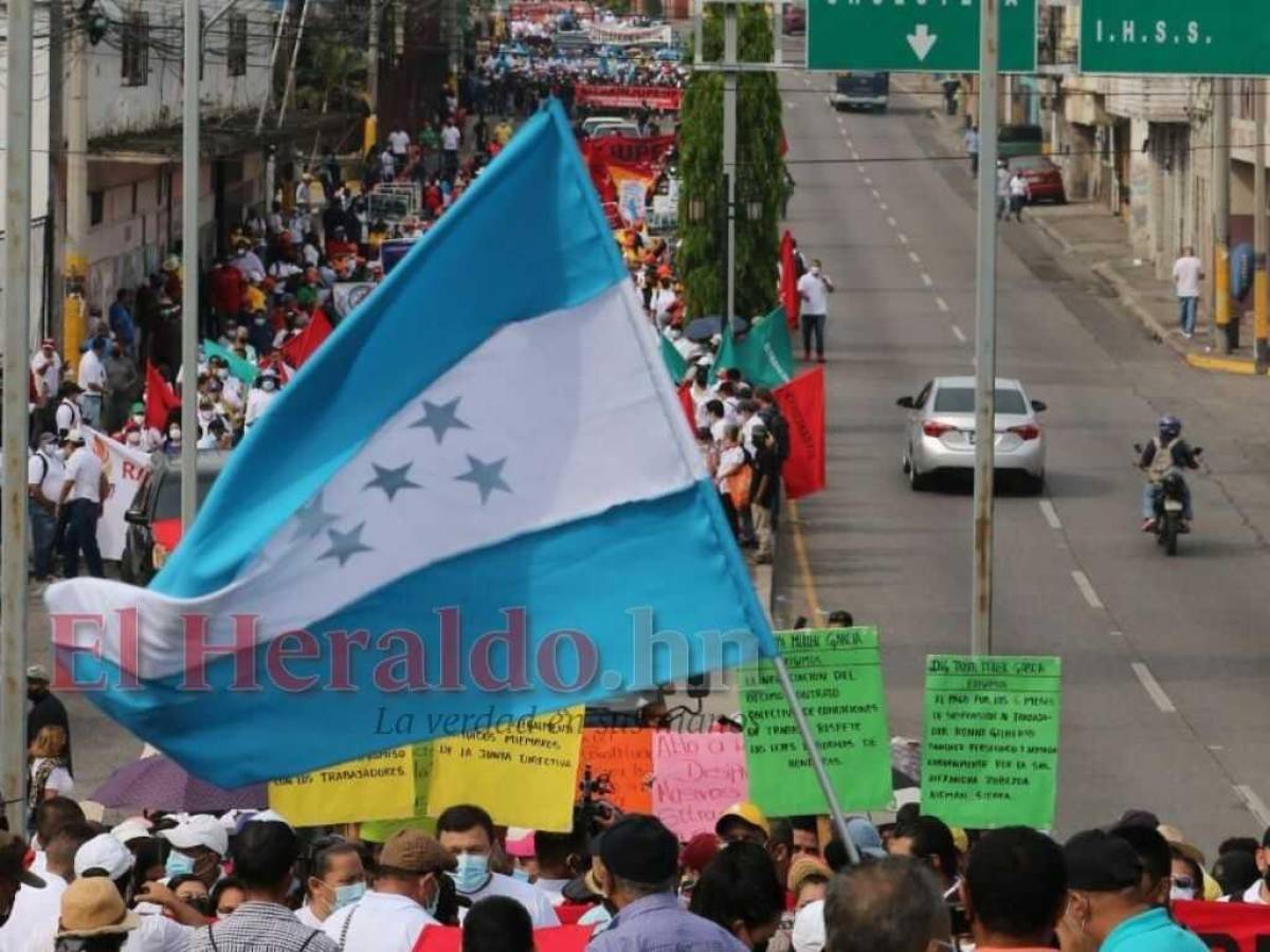 Los videos que deja la marcha del Día del Trabajador en la capital