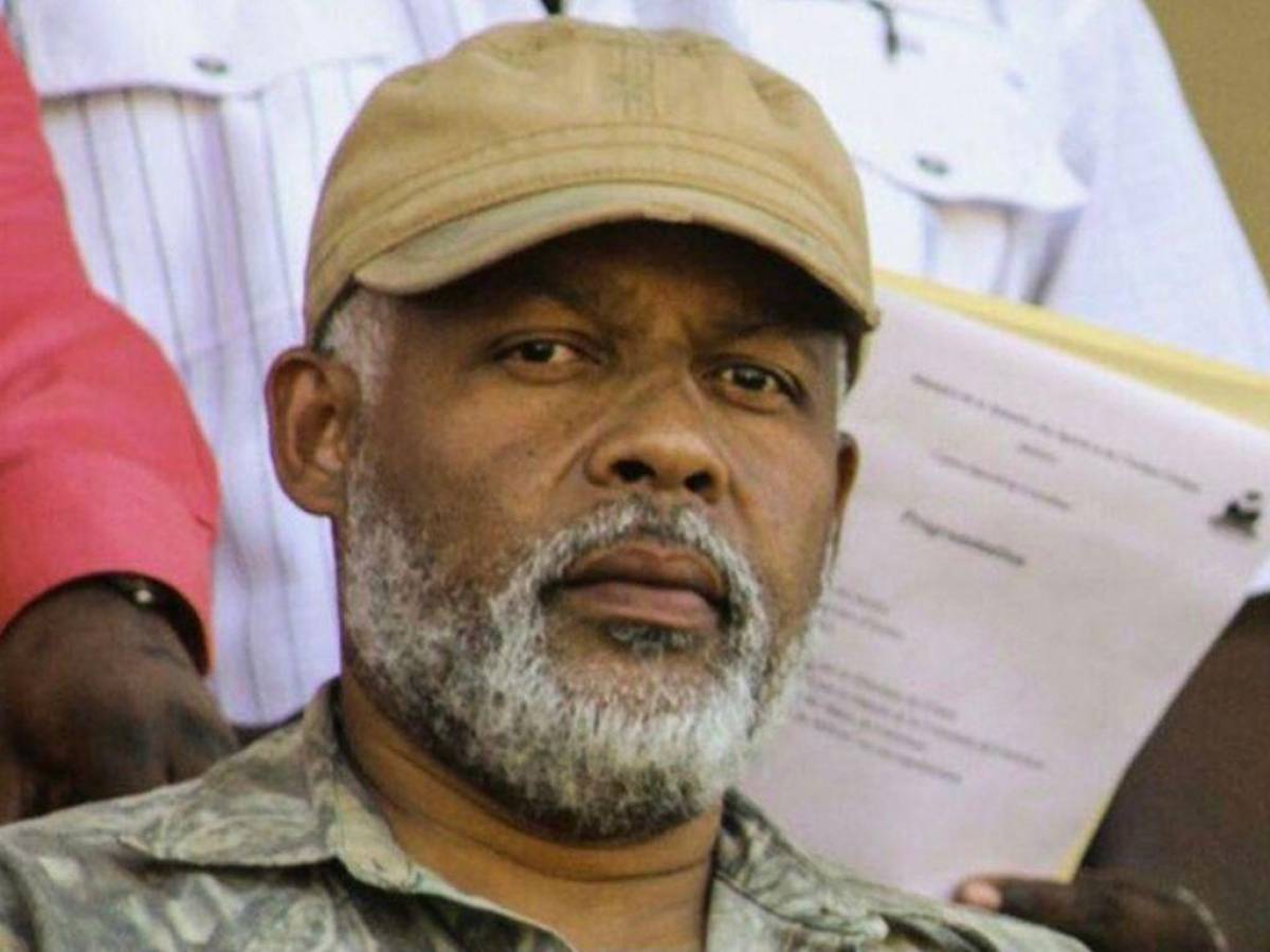 Hombres armados asesinan a balazos a líder político en Haití