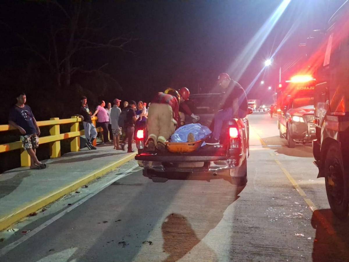 Taxista muere ahogado en La Ceiba, tras caer con su vehículo a una quebrada