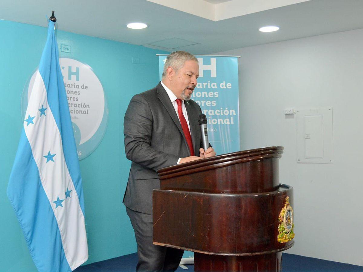 Honduras negociará un tratado de libre comercio con China