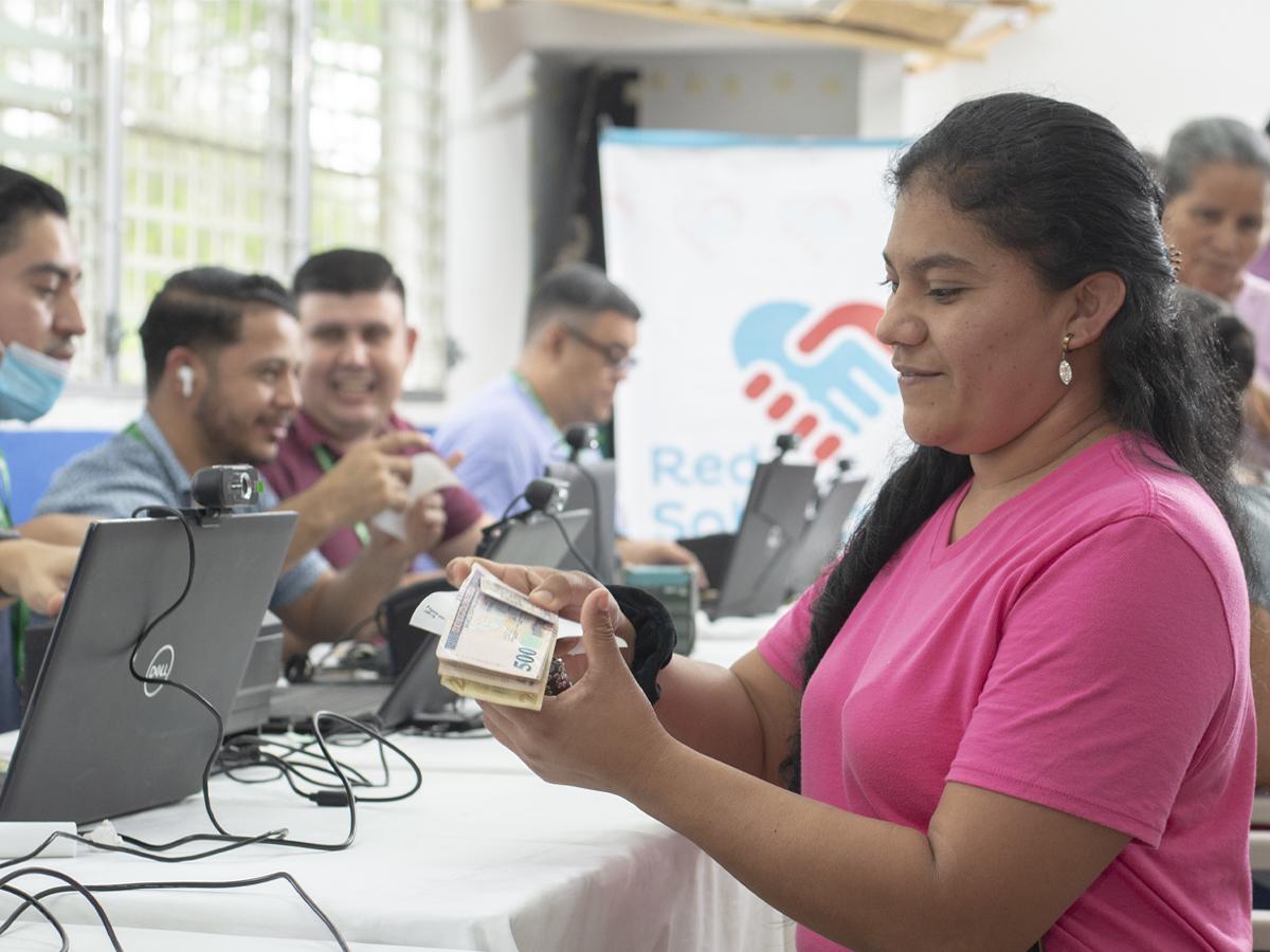 Las Transferencias Monetarias Condicionadas (TMC) constituyen el principal eje de Red Solidaria.