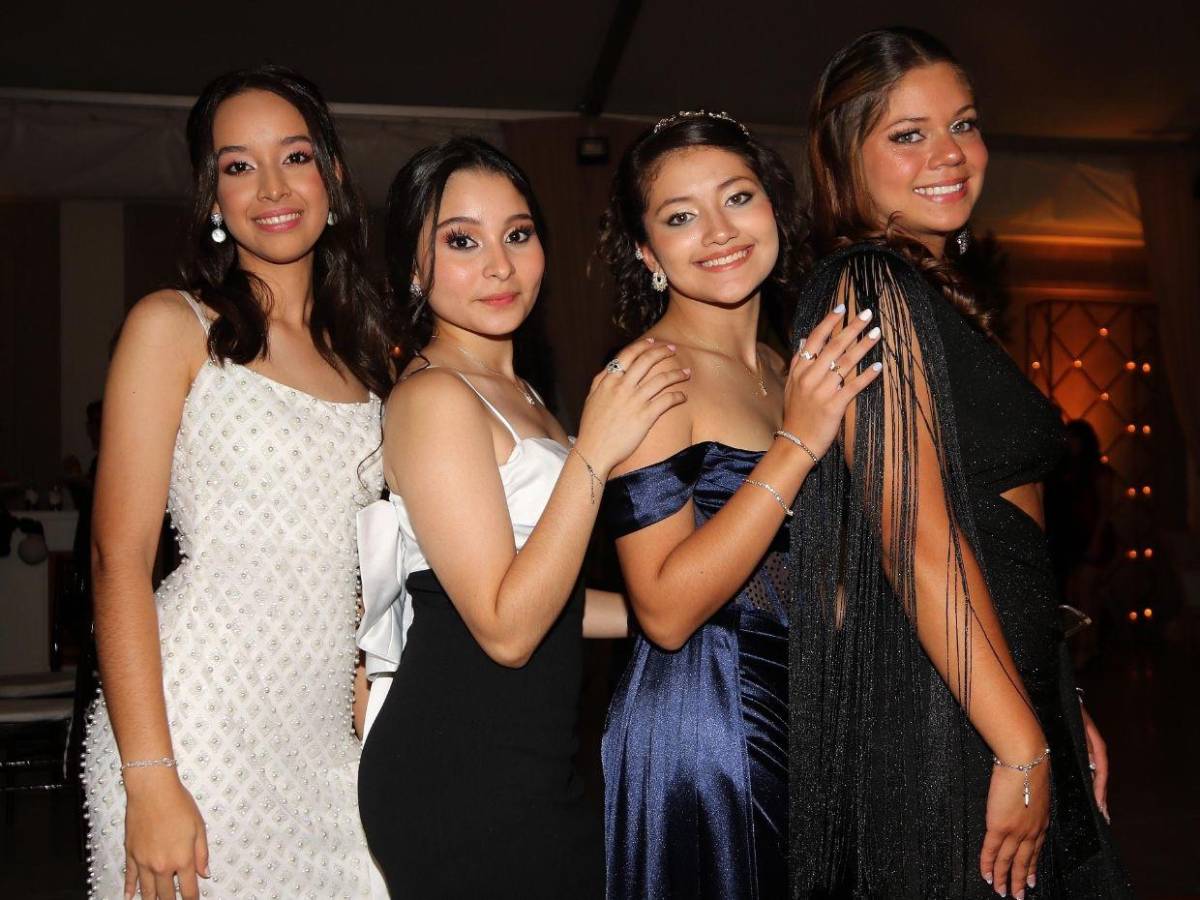 Velada de Acción de Gracias reúne a los Seniors 2026 de Elvel School