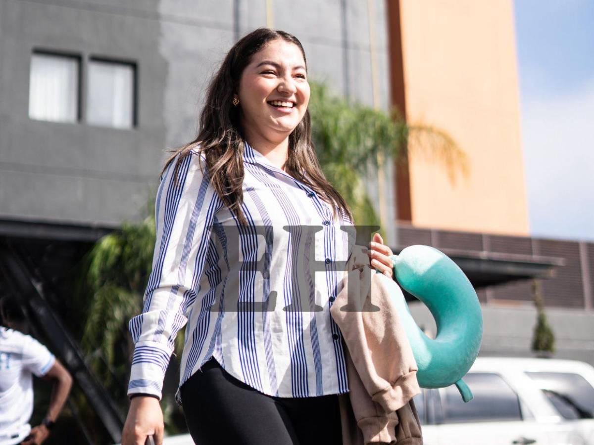 Selección de tiktokers de Honduras sale rumbo a Nicaragua para el juego del viernes