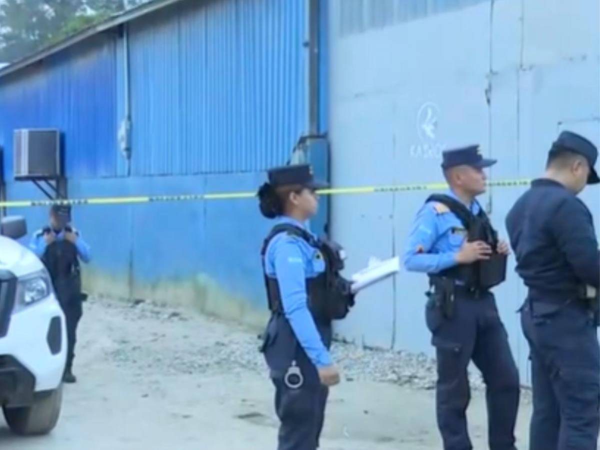 Lo que se sabe del conductor desmembrado y carbonizado dentro de busito en SPS