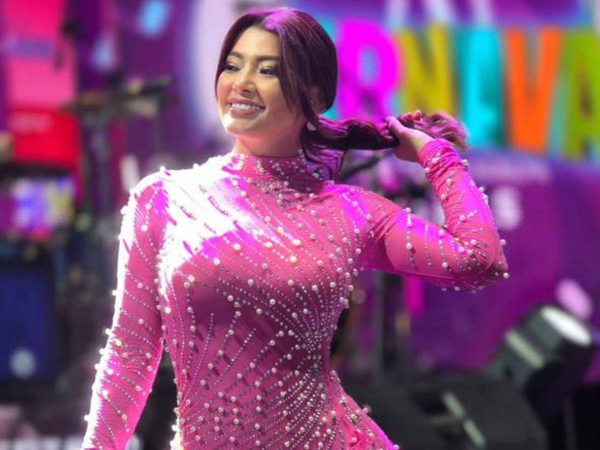 La gente se ataca: Alejandra Rubio y Milagro Flores lucen idéntico vestido en carnaval