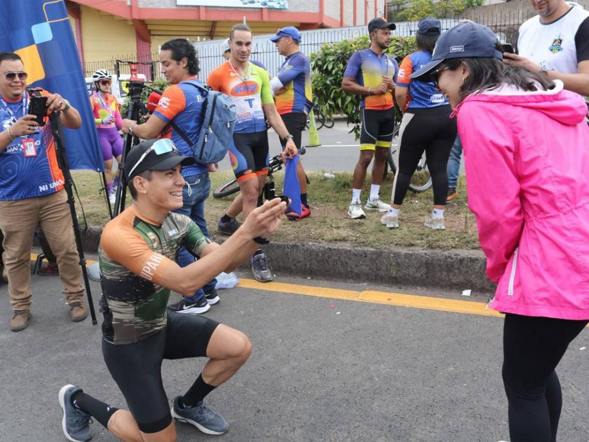 Escenario del amor, la Vuelta EL HERALDO 2025 fue testigo de un sí, acepto