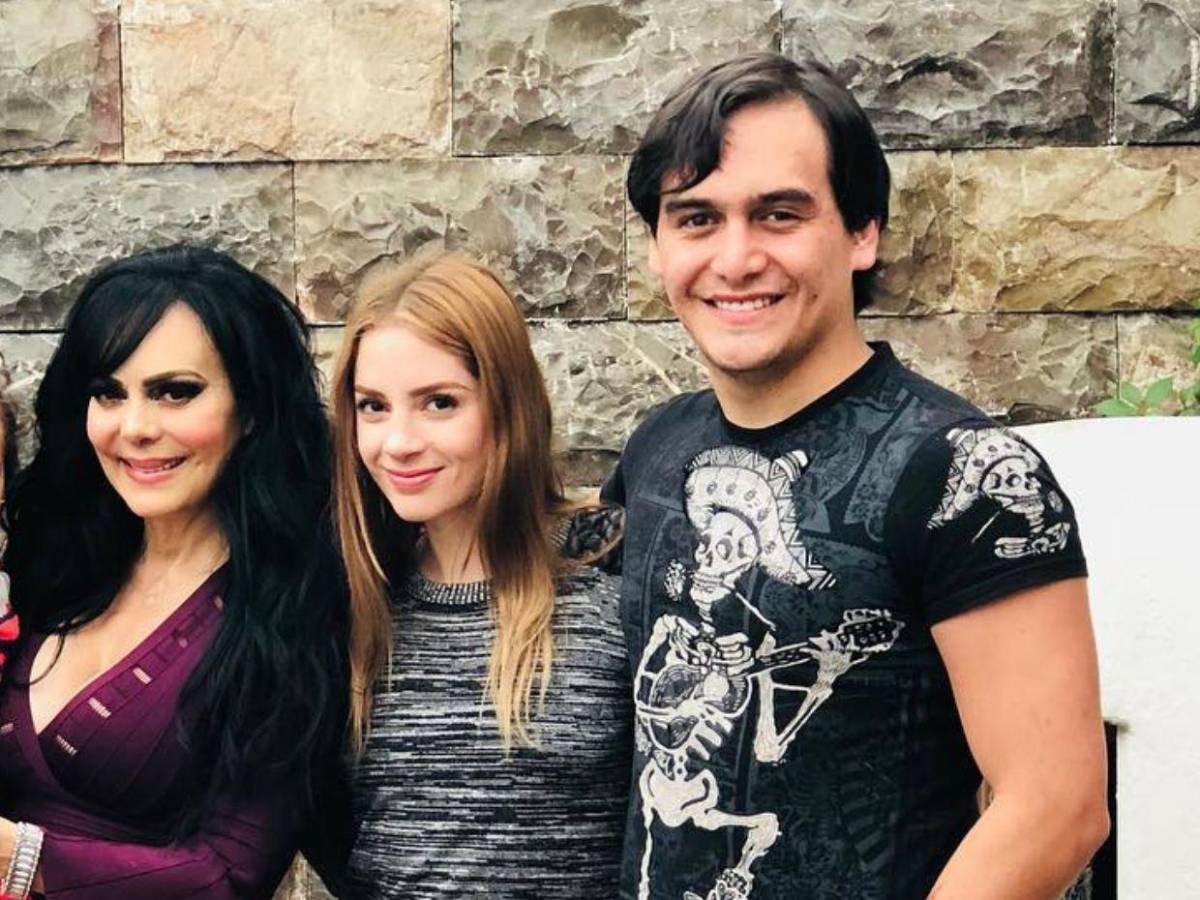 Acusan a Maribel Guardia de ocultar las infidelidades de su hijo Julián Figueroa
