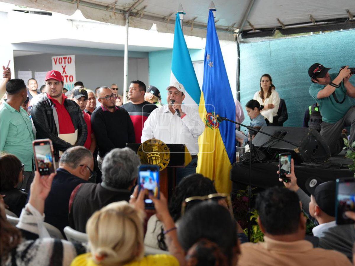 A pocas horas de ceder la AMDC, Aldana realiza su último cabildo abierto: “No vamos a entregar”