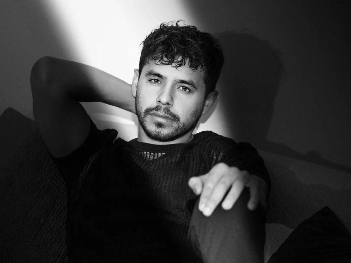 De fe mormona a voz LGBTIQ+: joven de raíces hondureñas revela su historia en un nuevo libro