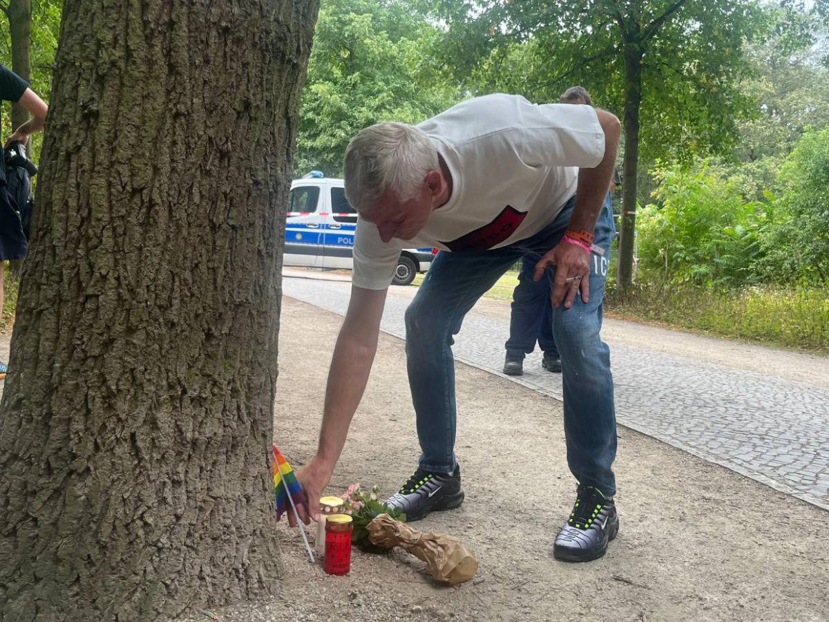 Un muerto y 29 heridos en atropello en el Día del Orgullo en Berlín; abaten al presunto autor