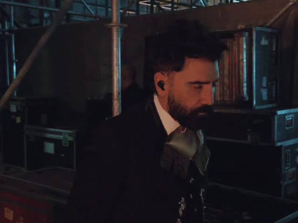 Arquitectura, pánico escénico y Hollywood: 5 datos que no sabías de Alejandro Fernández