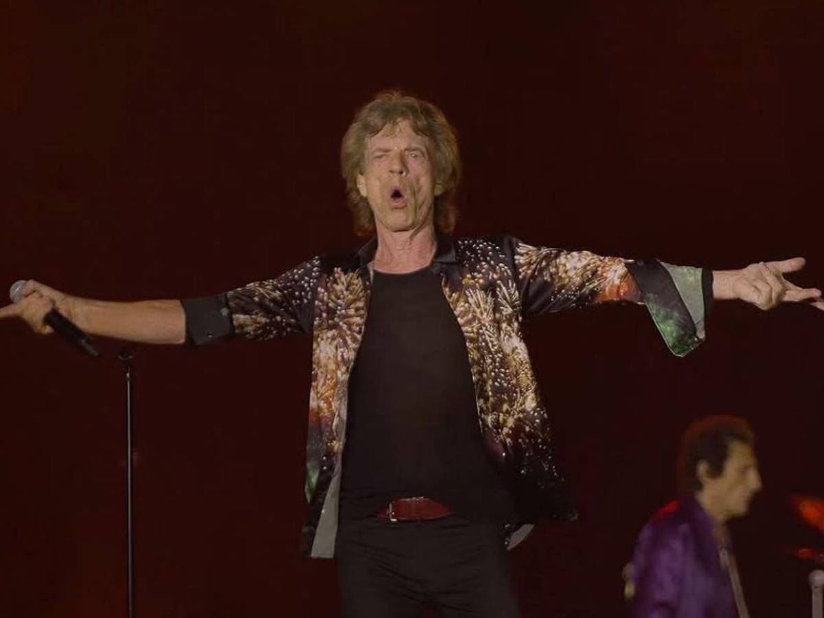 Dos veces al borde de la muerte: lo que la nueva biografía de los Rolling Stones cuenta sobre Mick Jagger