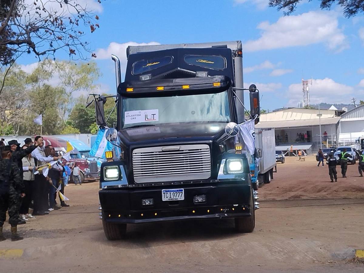 Inicia traslado de primeras maletas electorales al interior del país