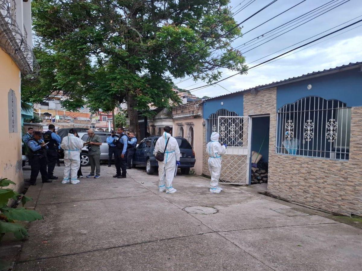 Yuli, agente de policía que fue asesinada en su casa; su pareja huyó