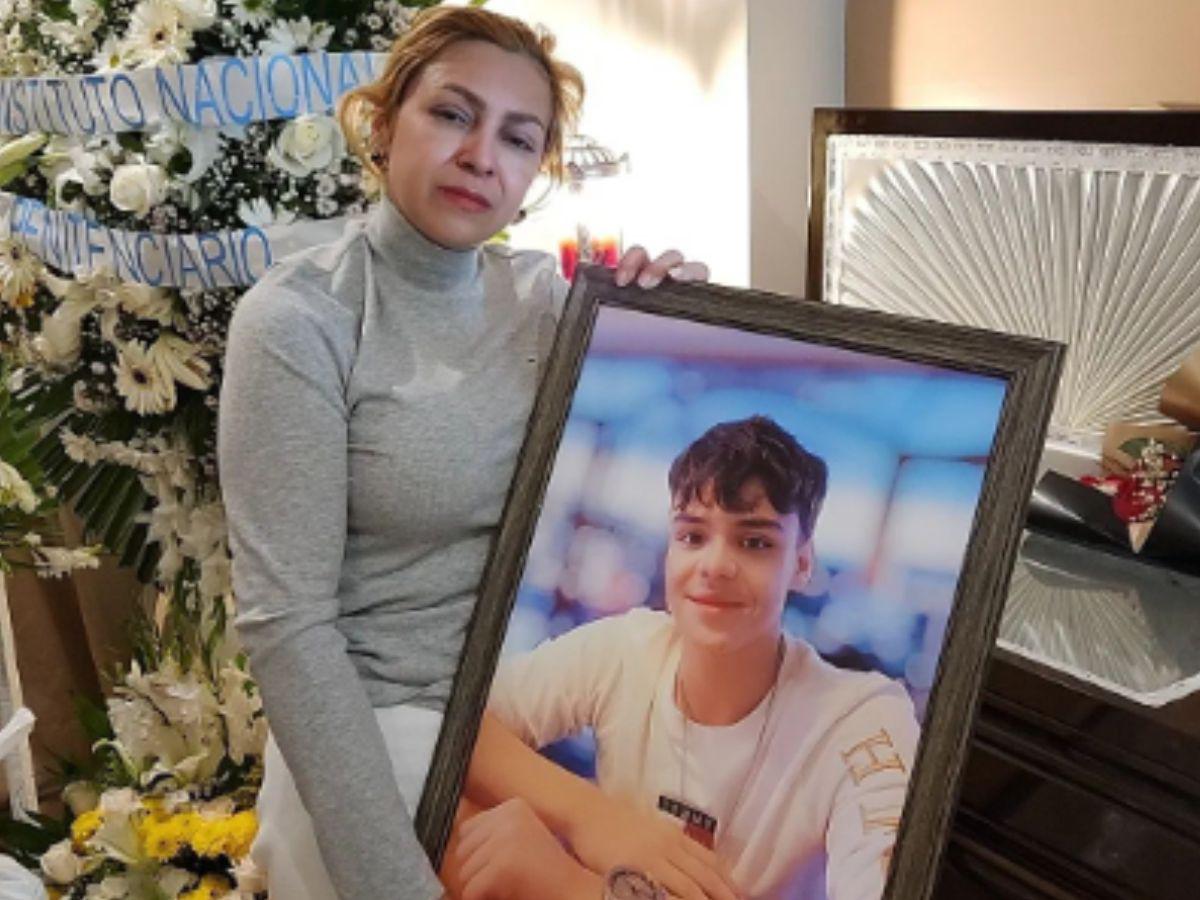 “Estamos sobreviviendo”: Marlene Alvarenga se desahoga a 16 días de la muerte de su hijo Joel