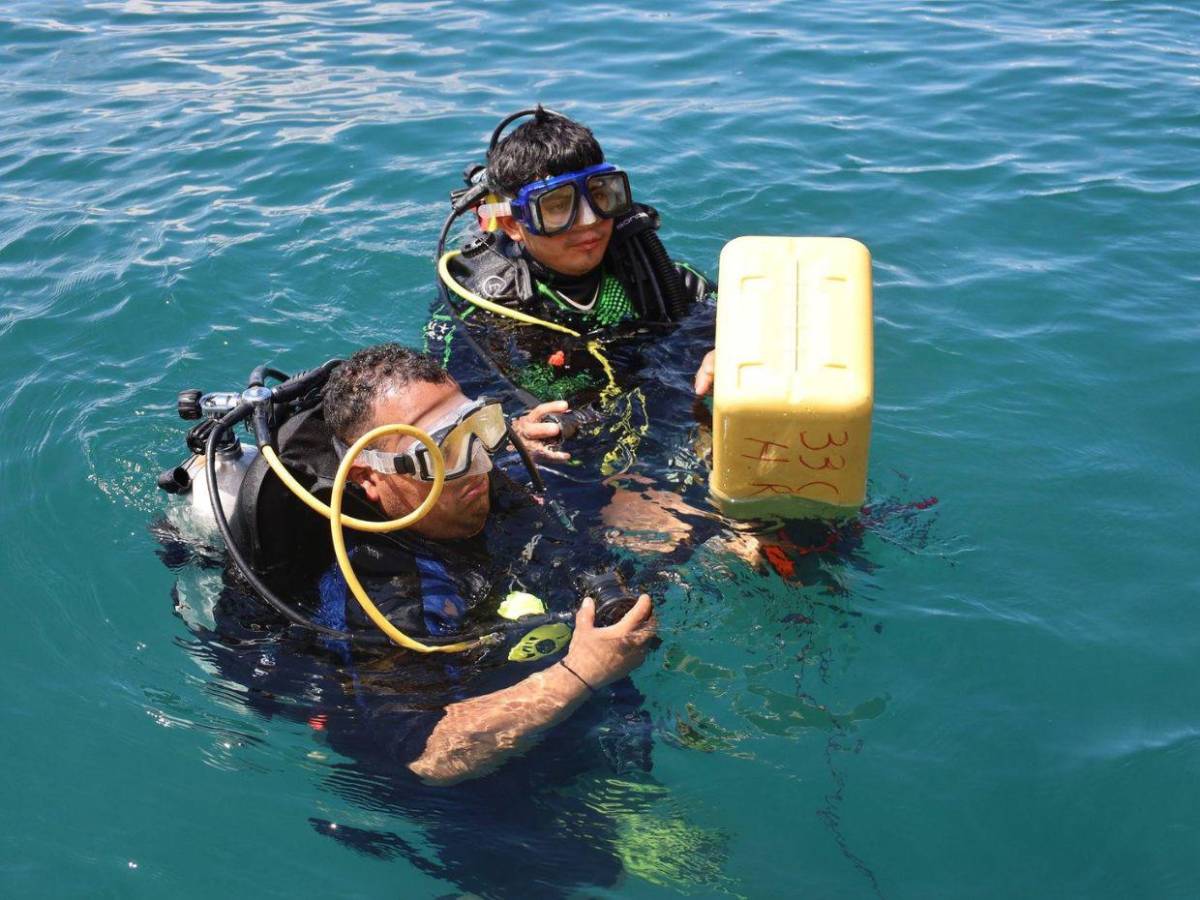 Jesler Palacios, influencer que murió ahogado en lago Atlitán tras navegar sin chaleco