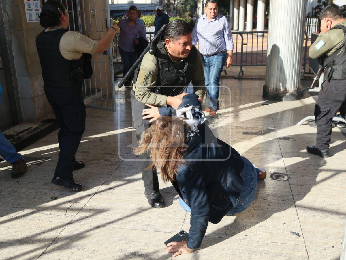 Daño auditivo y posibles quemaduras de tercer grado: estado de salud de la diputada Gladis López