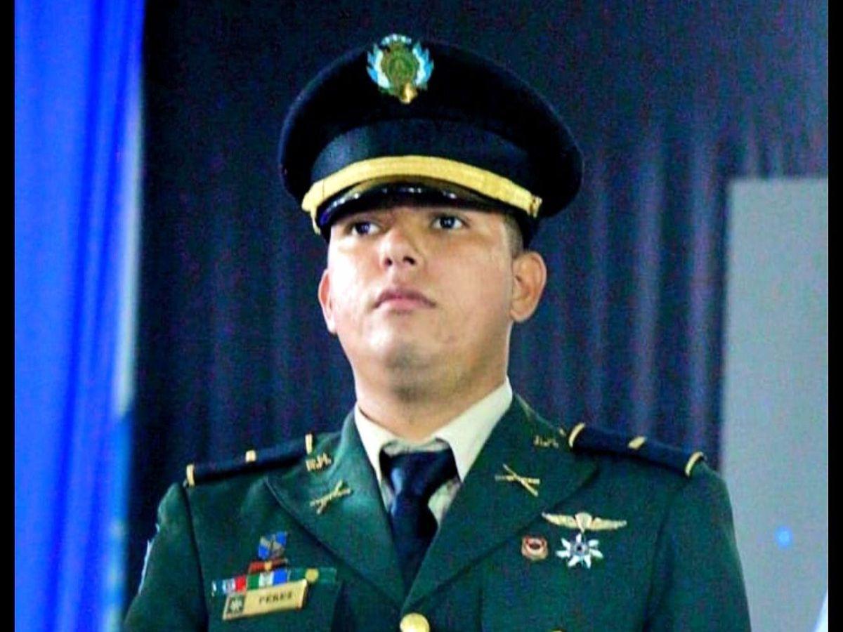 Miguel Pérez, subteniente de Infantería, que murió en accidente en Atlántida