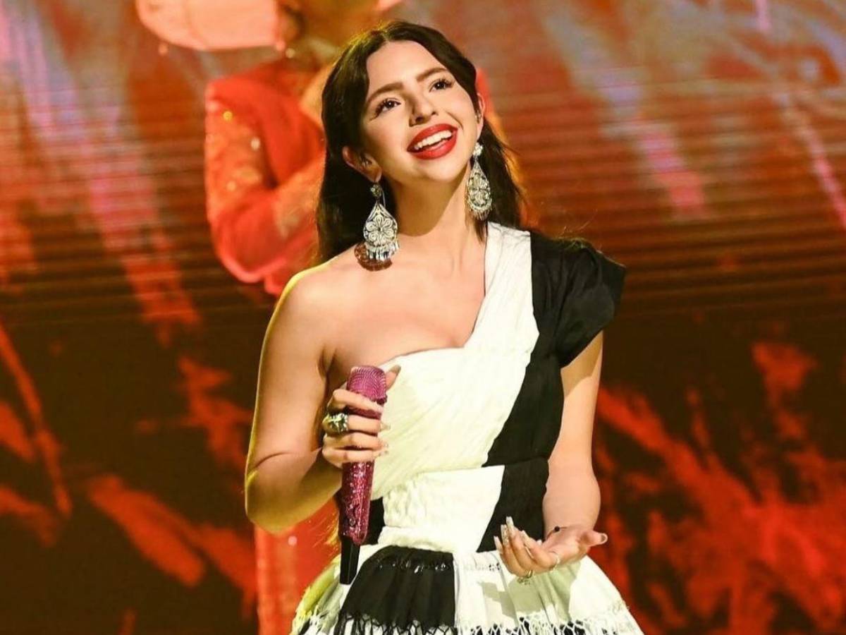 “¿Qué daño puede hacer una niña que tiene el talento y la belleza (...)? Tía de Ángela Aguilar sale en su defensa