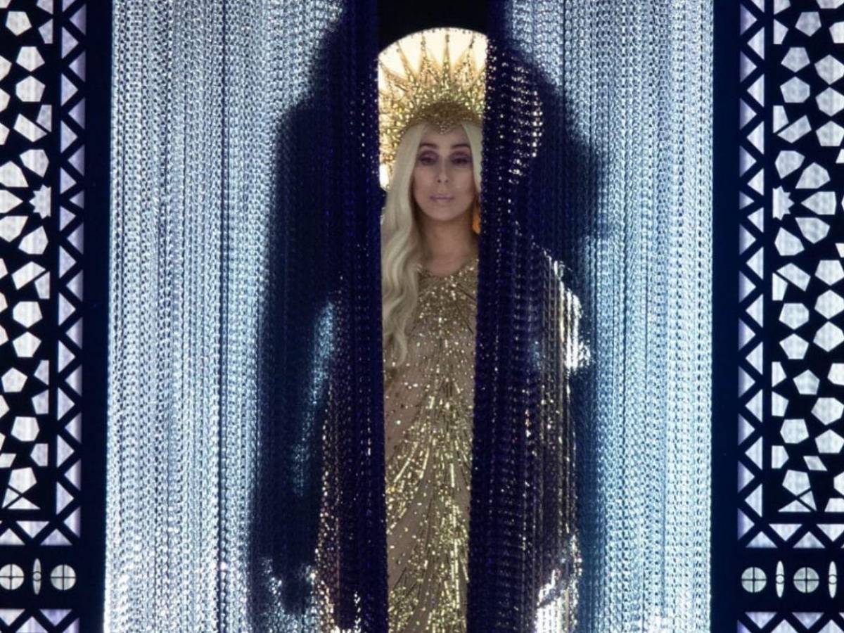 ¿Cher estaría planeando casarse con su novio 40 años menor que ella? Esto se sabe