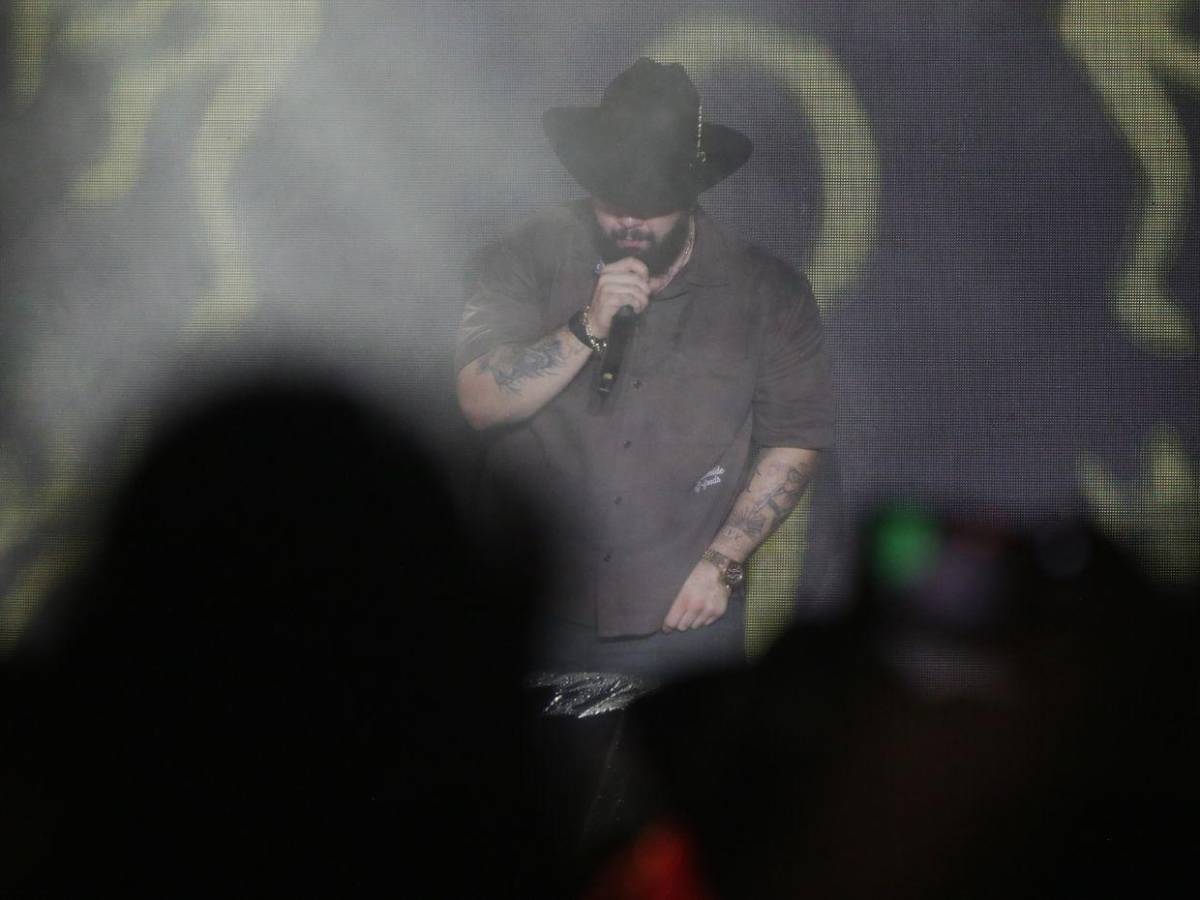 Las mejores imágenes que dejó el concierto de Carín León en Tegucigalpa