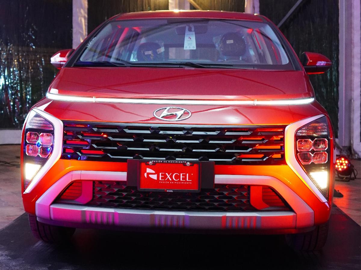 <i>El diseño futurista y los detalles avanzados del Stargazer, incluyendo luces LED.</i>