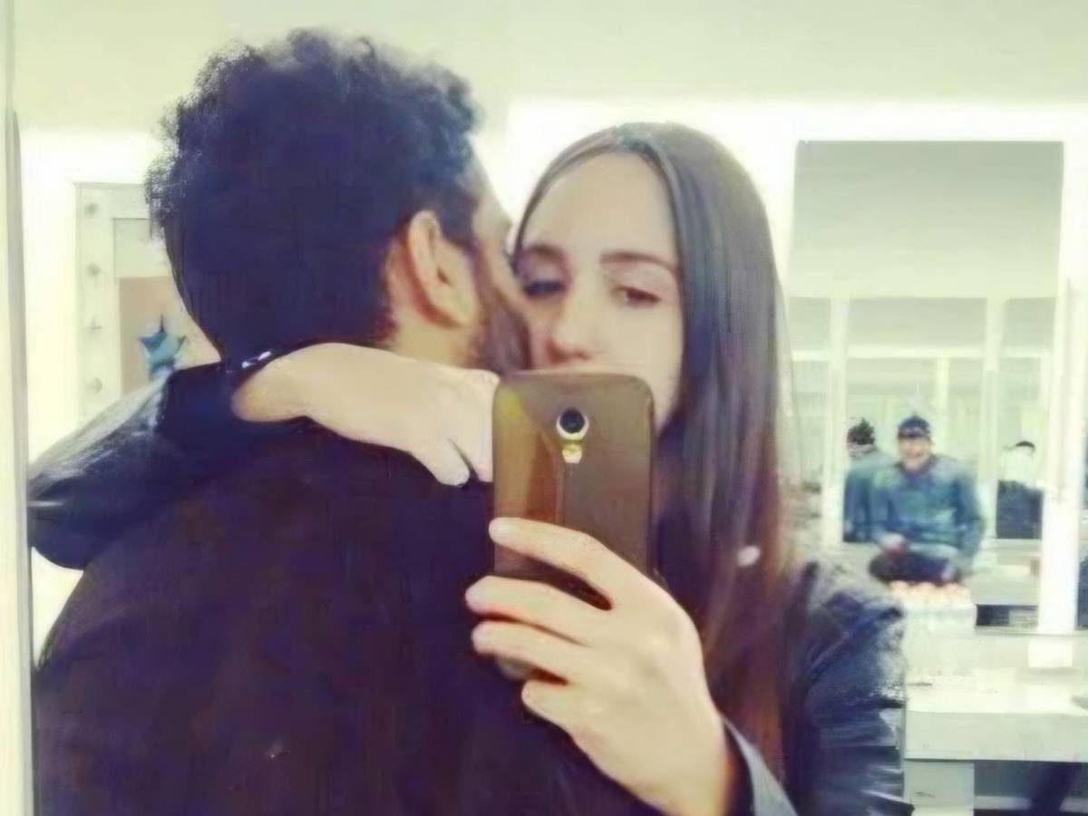 Hijo de músico de Camilo Séptimo sobrevivió al asesinato de su familia; se escondió